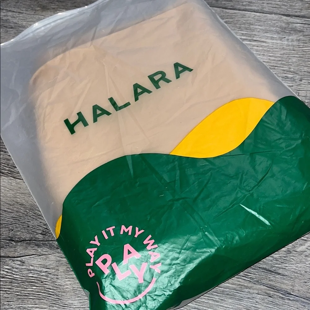 Halara NWOT Flex™ High Waisted Zipper Pocket Shirred Straight Leg Work Pant - M - Picture 11 of 11